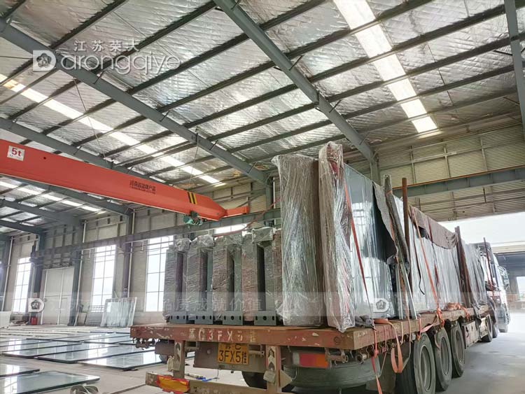 安徽智能公交站臺(tái)發(fā)貨實(shí)例圖一